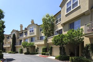 Apartment Photos & Videos Brittany Apartments