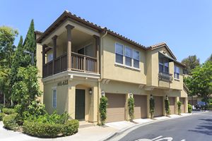 Apartment Photos & Videos - Estancia Apartments