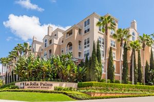 Apartment Photos & Videos La Jolla Palms